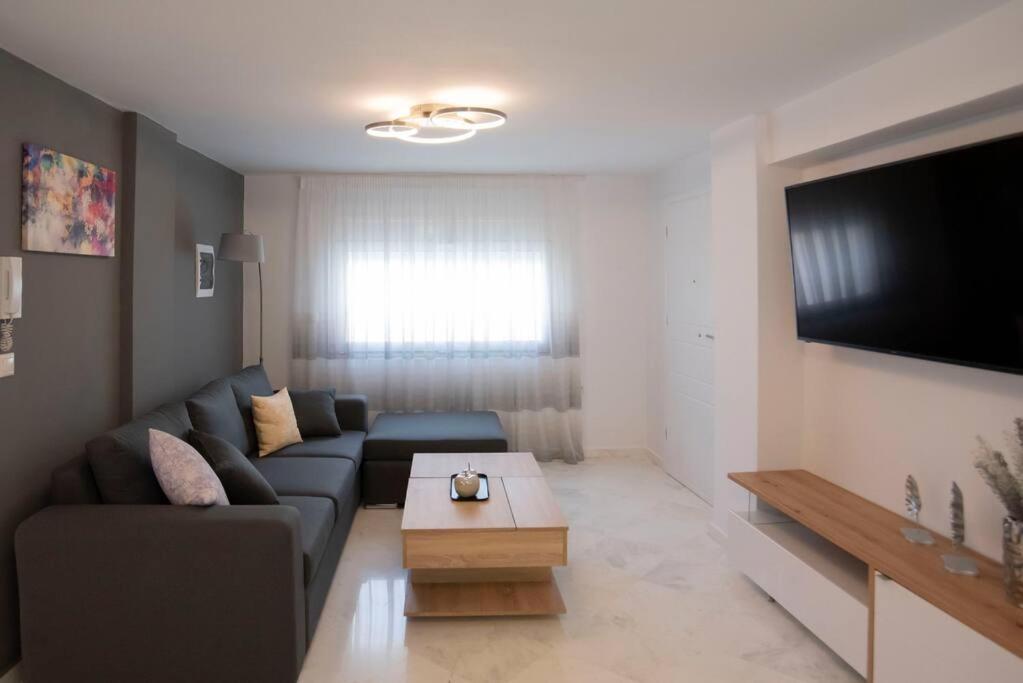 Apartment Mythos
